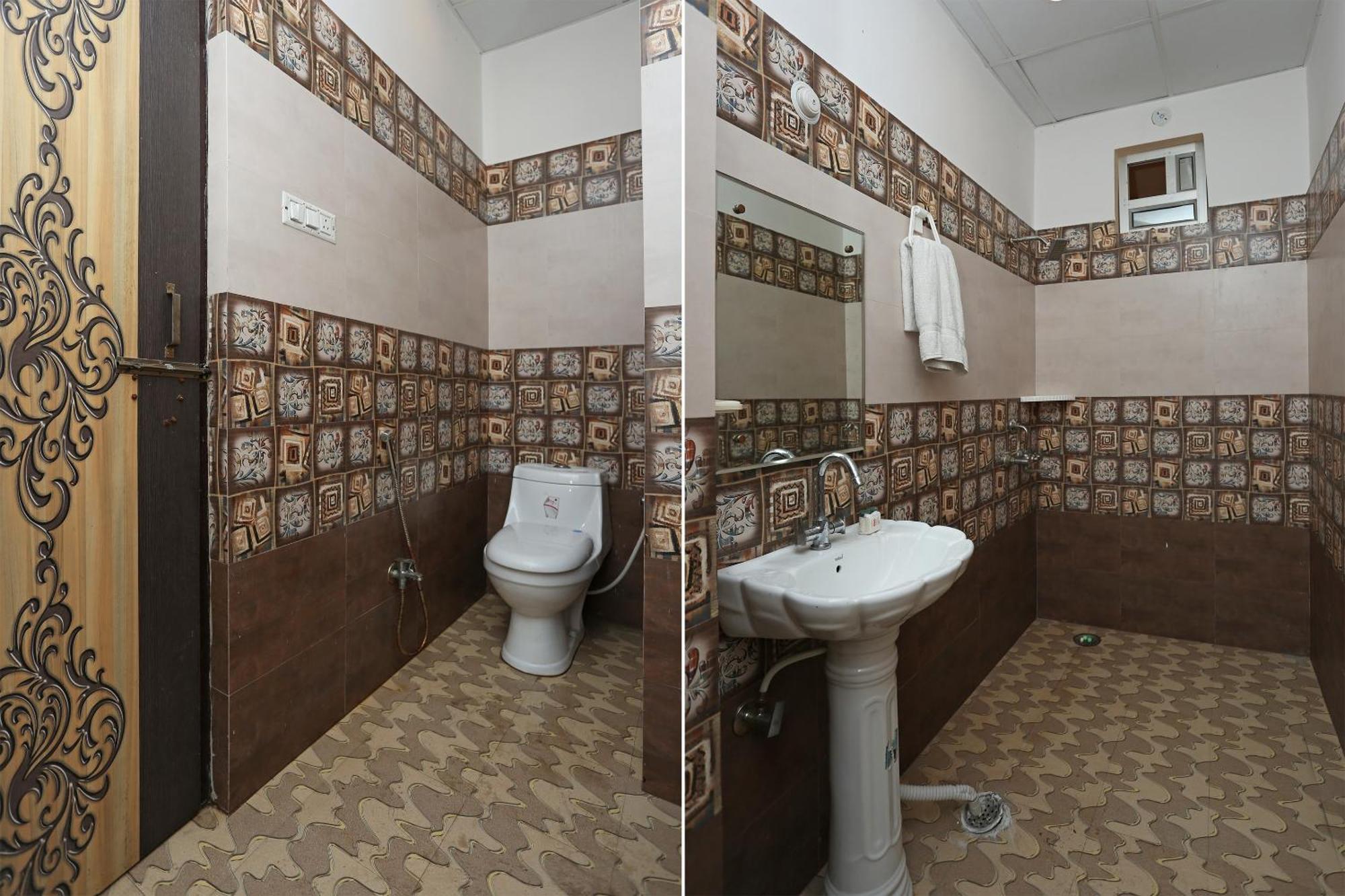 Oyo Flagship Hotel Krishna Chinhat エクステリア 写真
